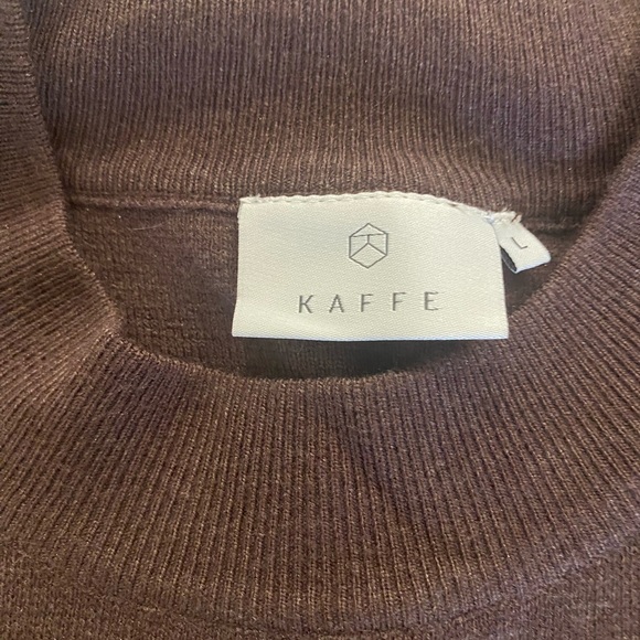 Kaffe warm mink brown short dress or can be worn with leggings. Stretch - Picture 2 of 3